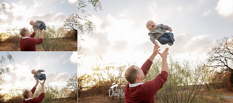 One Dimple Photography is a Dallas Fort Worth Baby and Family photographer.  Outdoor family and 6 month milestone session in Southlake, TX