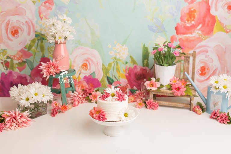 Dallas Fort Worth Cake Smash Photograher | Ava's First Birthday | Flower Cake Smash 